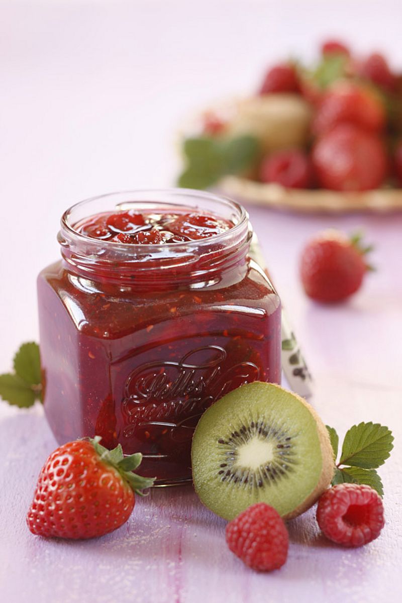 Erdbeer-Himbeer-Kiwi-Marmelade